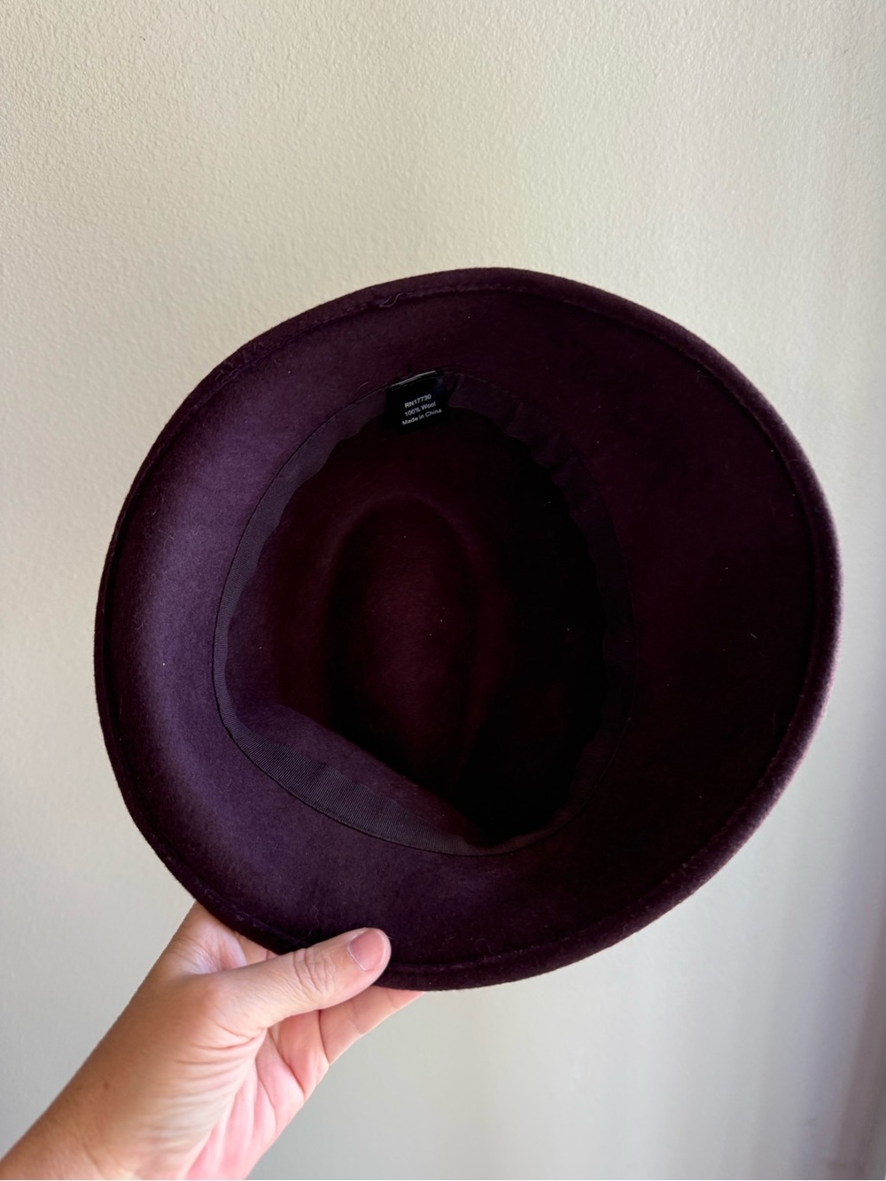 Wool Cloche Hat Bow Accent Wide Brim Vintage One Size Purple Plum Academia MCM - Picture 12 of 12
